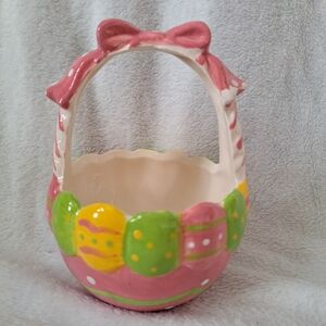 Vintage Easter Basket – Colorful Ceramic with Bow Detail